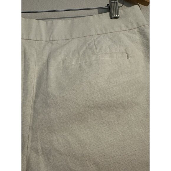 J crew Women’s White Flat Front Pleated Shorts Side Zip Lined With Pockets Sz 10 - Picture 8 of 11